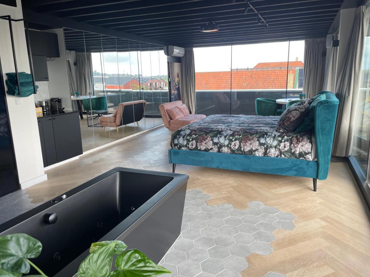 Above And Beyond - Luxe Suite Met Sauna En Stoomdouche Zaandam Exterior photo